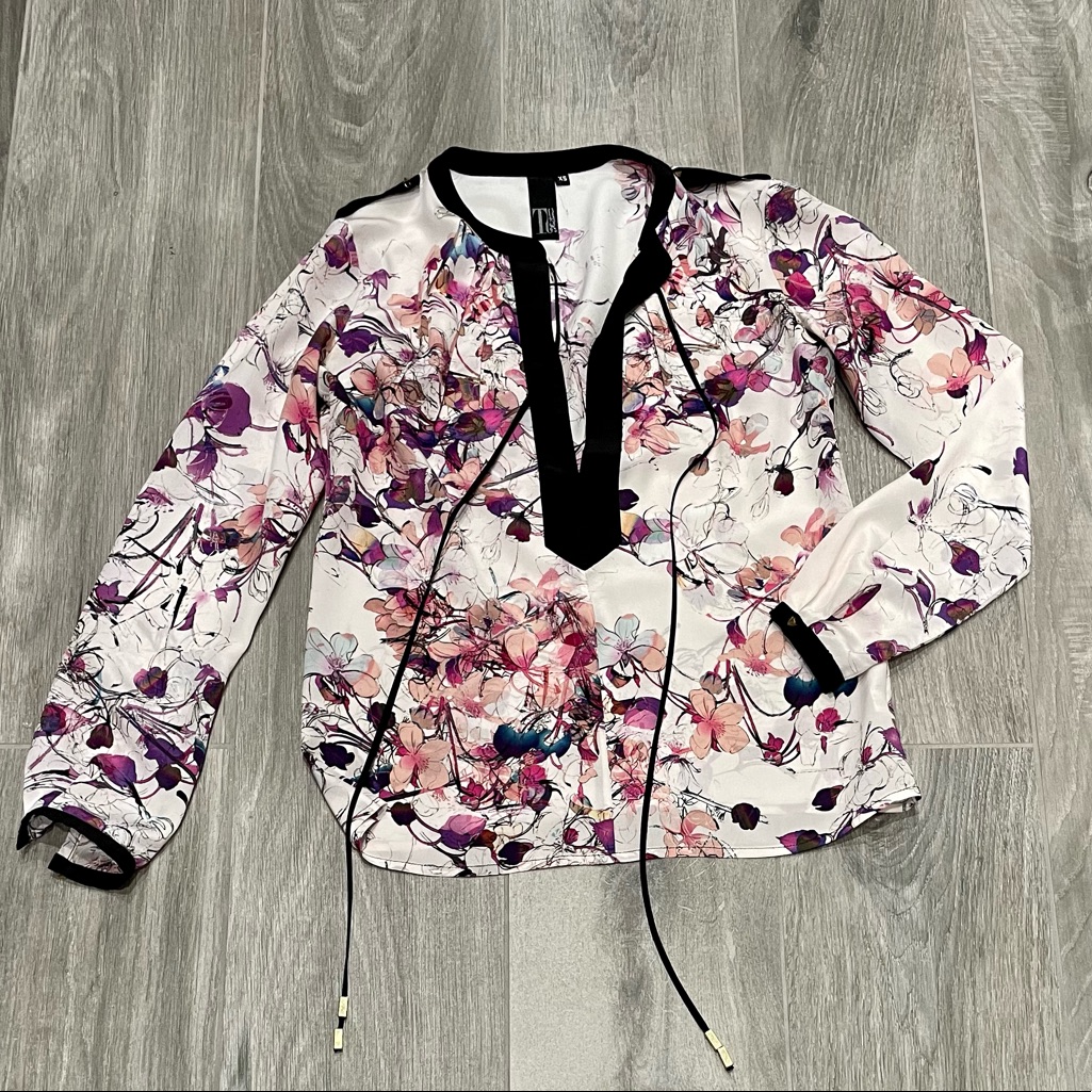 Tt Collection Silk Floral Top-Xs